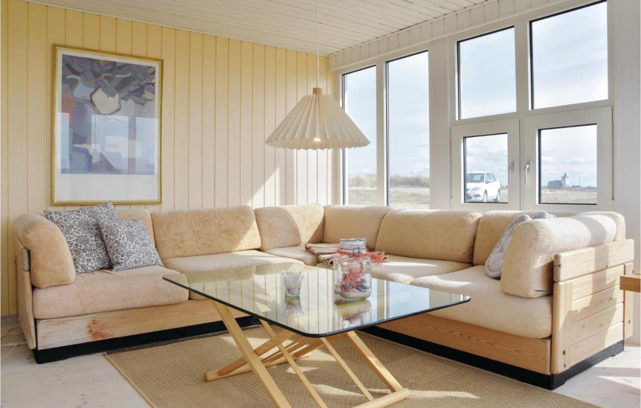 2 Bedroom Amazing Home In Lemvig Norby  Экстерьер фото