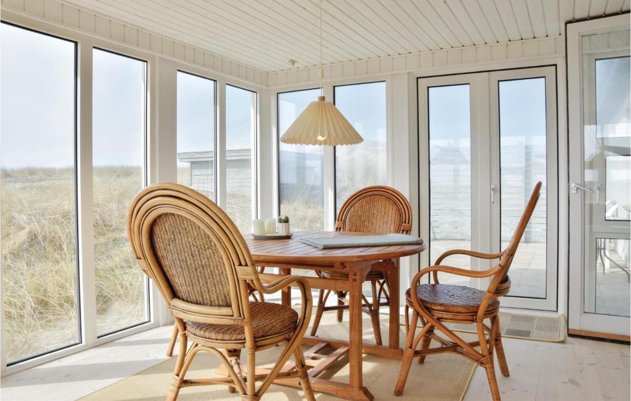 2 Bedroom Amazing Home In Lemvig Norby  Экстерьер фото