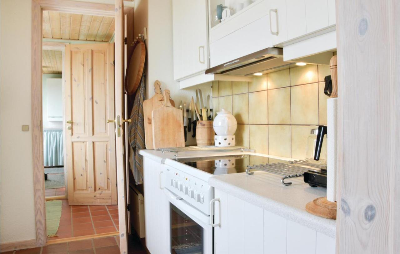 2 Bedroom Amazing Home In Lemvig Norby  Экстерьер фото